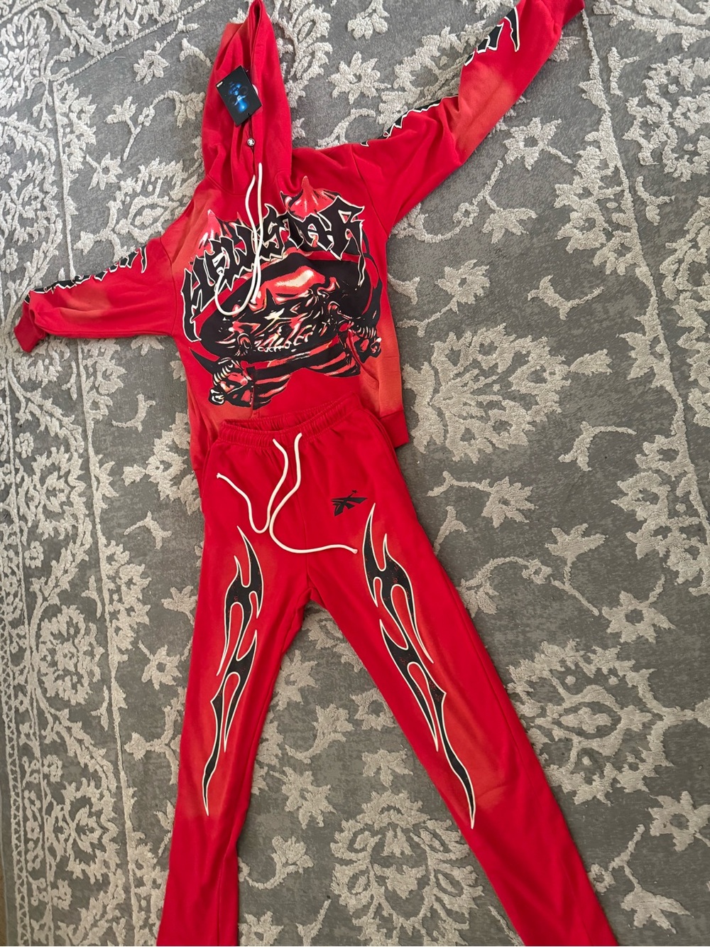 Hellstart tracksuits - Picture 4 of 5